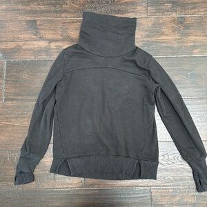 Alo Yoga Haze Turtleneck Sweatshirt Black Size Small